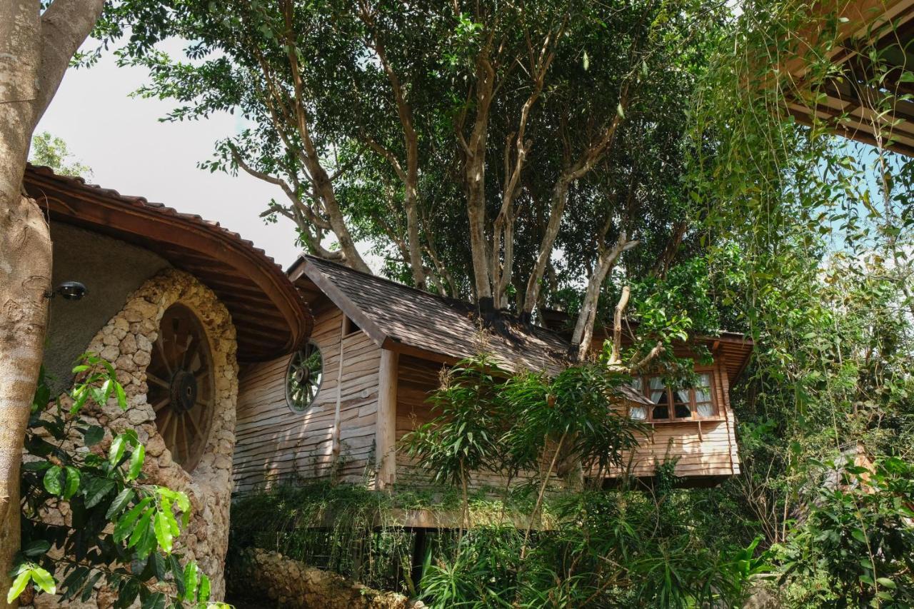 Roots Tree House Villa Uluwatu Exterior foto