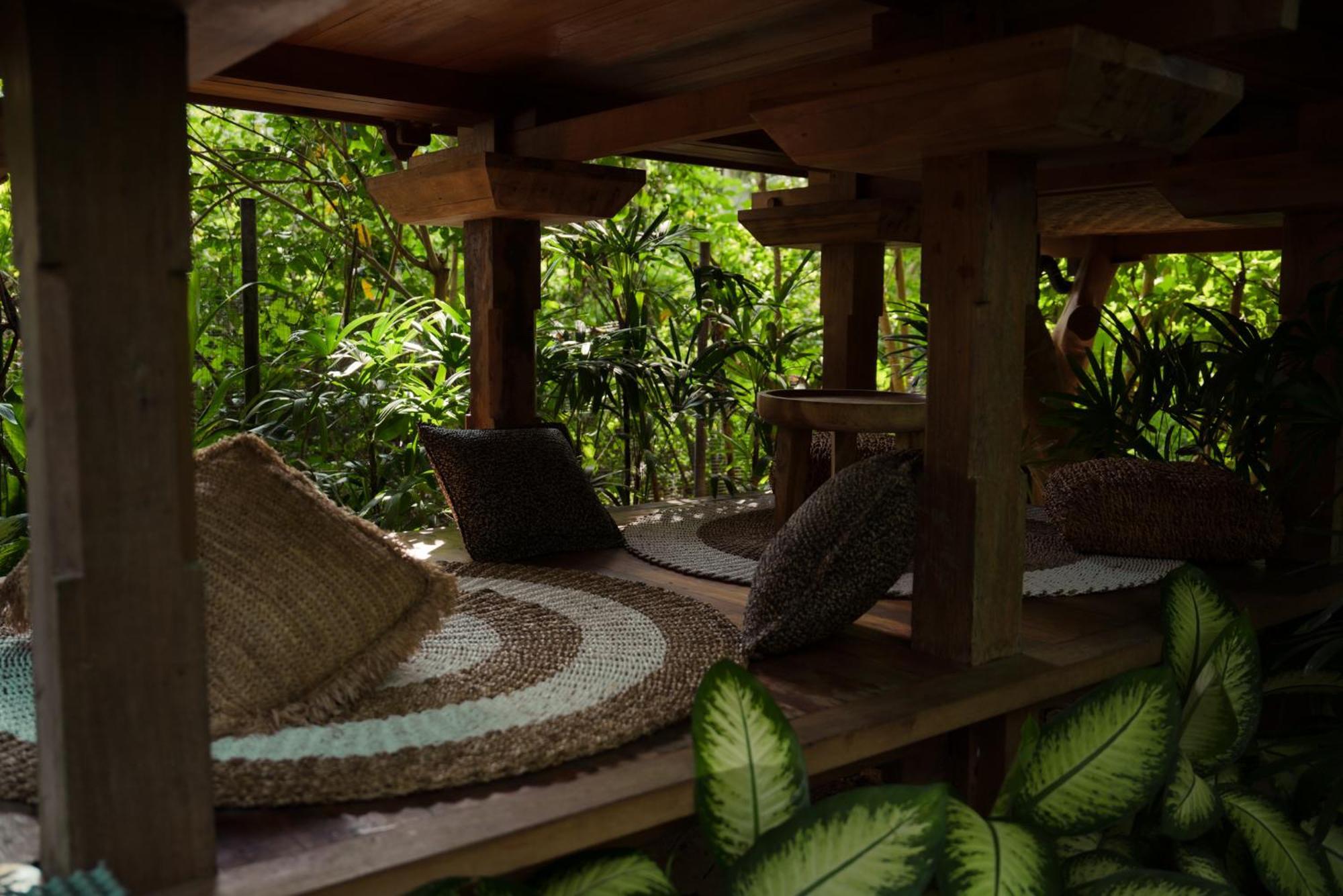 Roots Tree House Villa Uluwatu Exterior foto